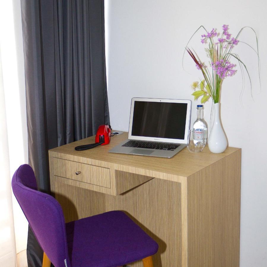 ארגלס-סור-מר Bourquin Hotel - Lycee Hotelier Christian Bourquin מראה חיצוני תמונה